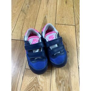 Nike Girls Childs Tennis Shoes Size 6C
